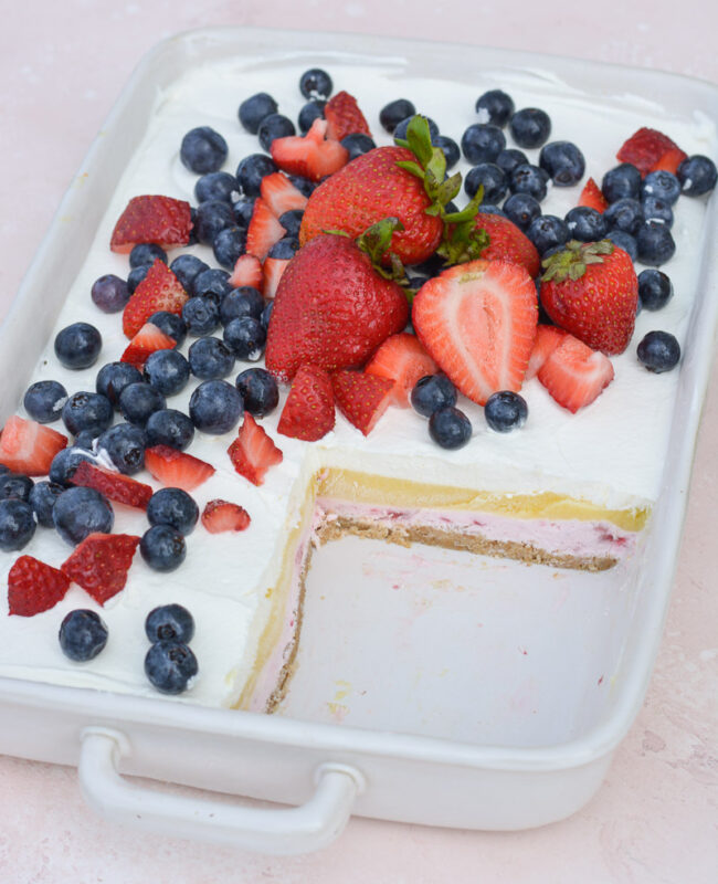 easy no-bake strawberry cheesecake